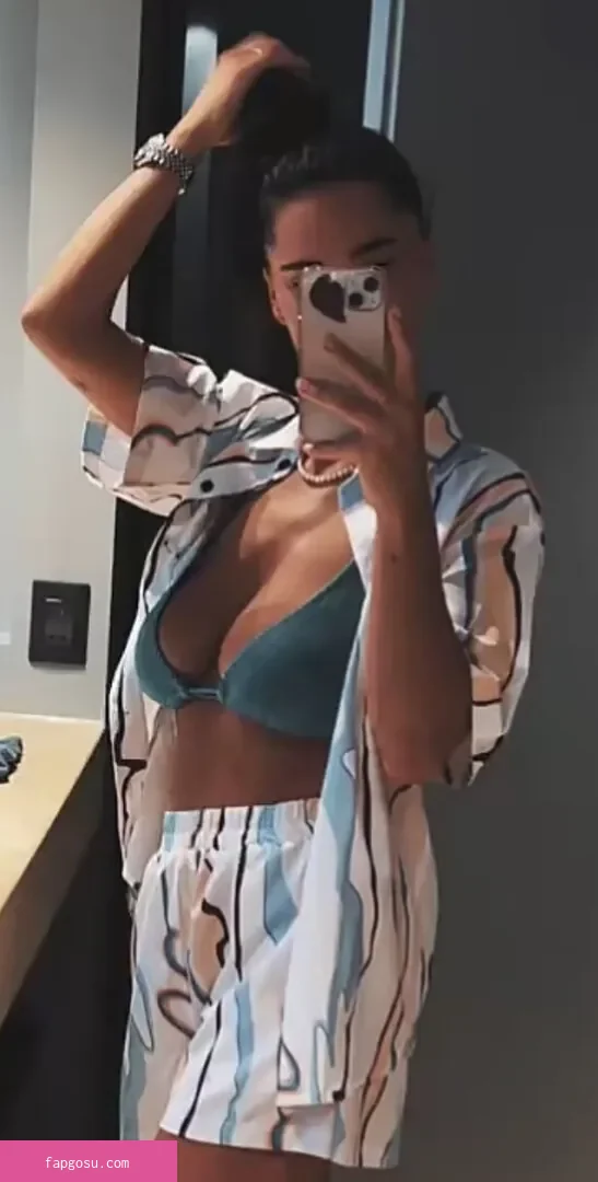 Laura Petard