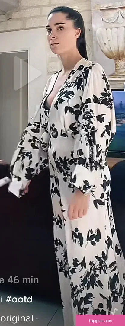 Laura Petard