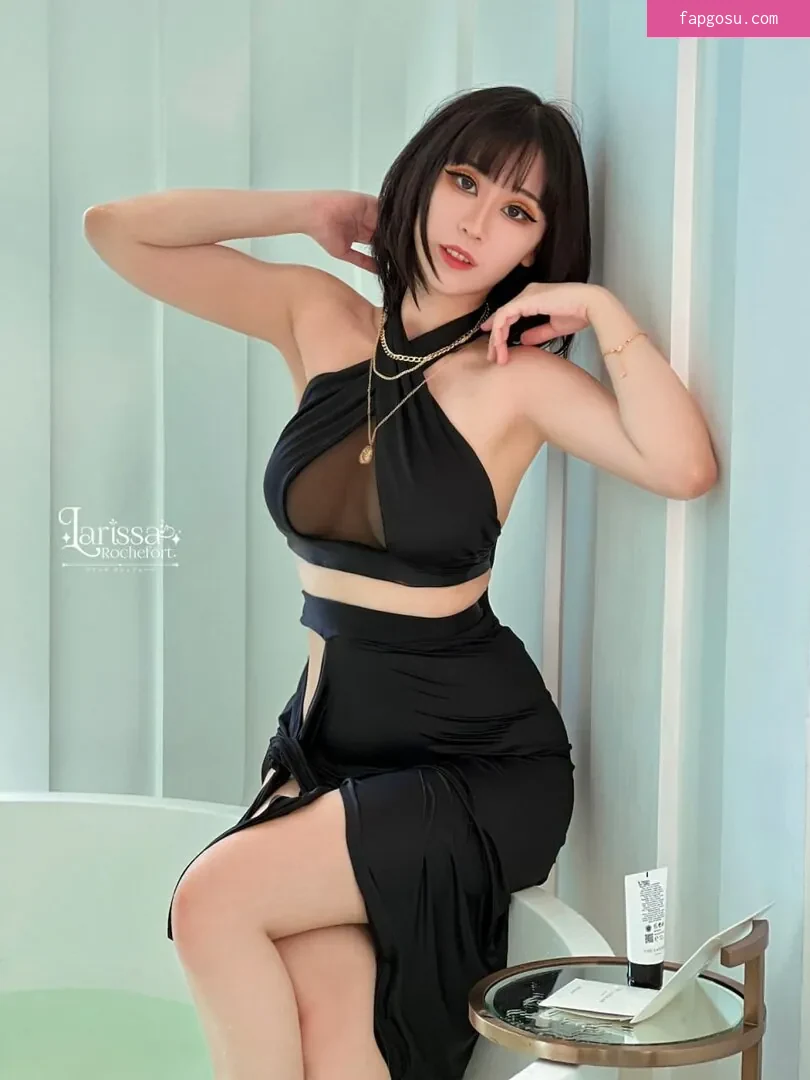 Larissa Rochefort