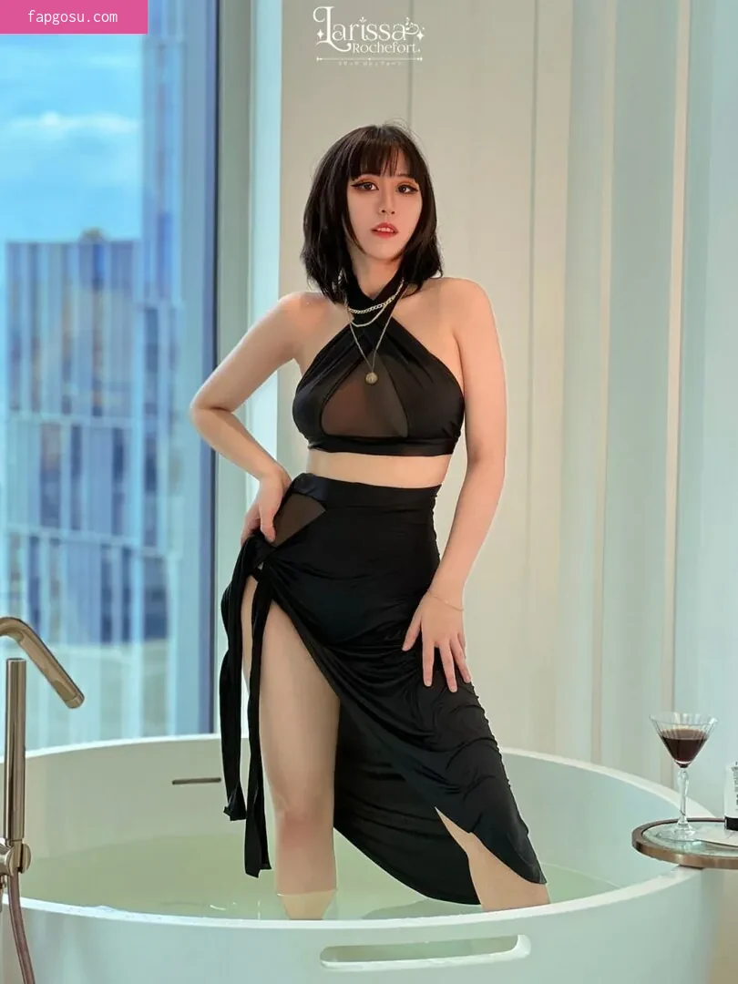 Larissa Rochefort