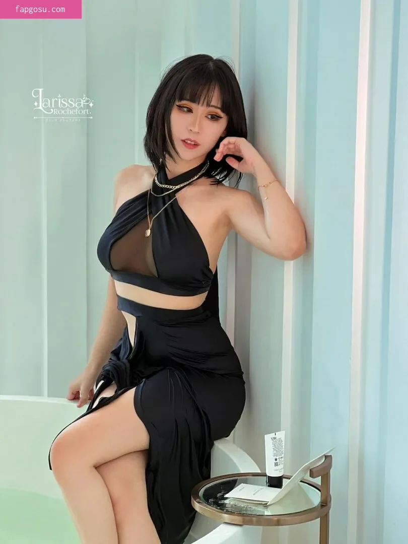 Larissa Rochefort