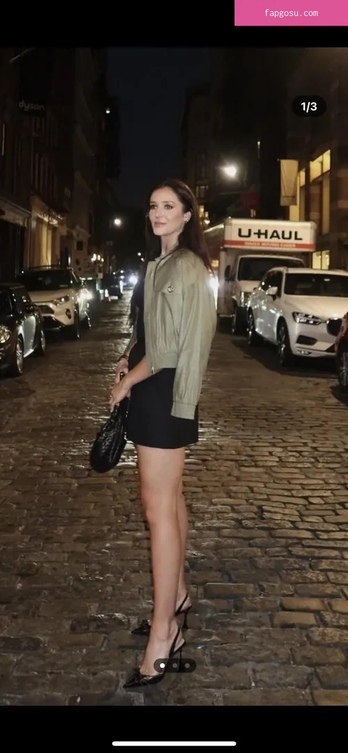 Laura Robson