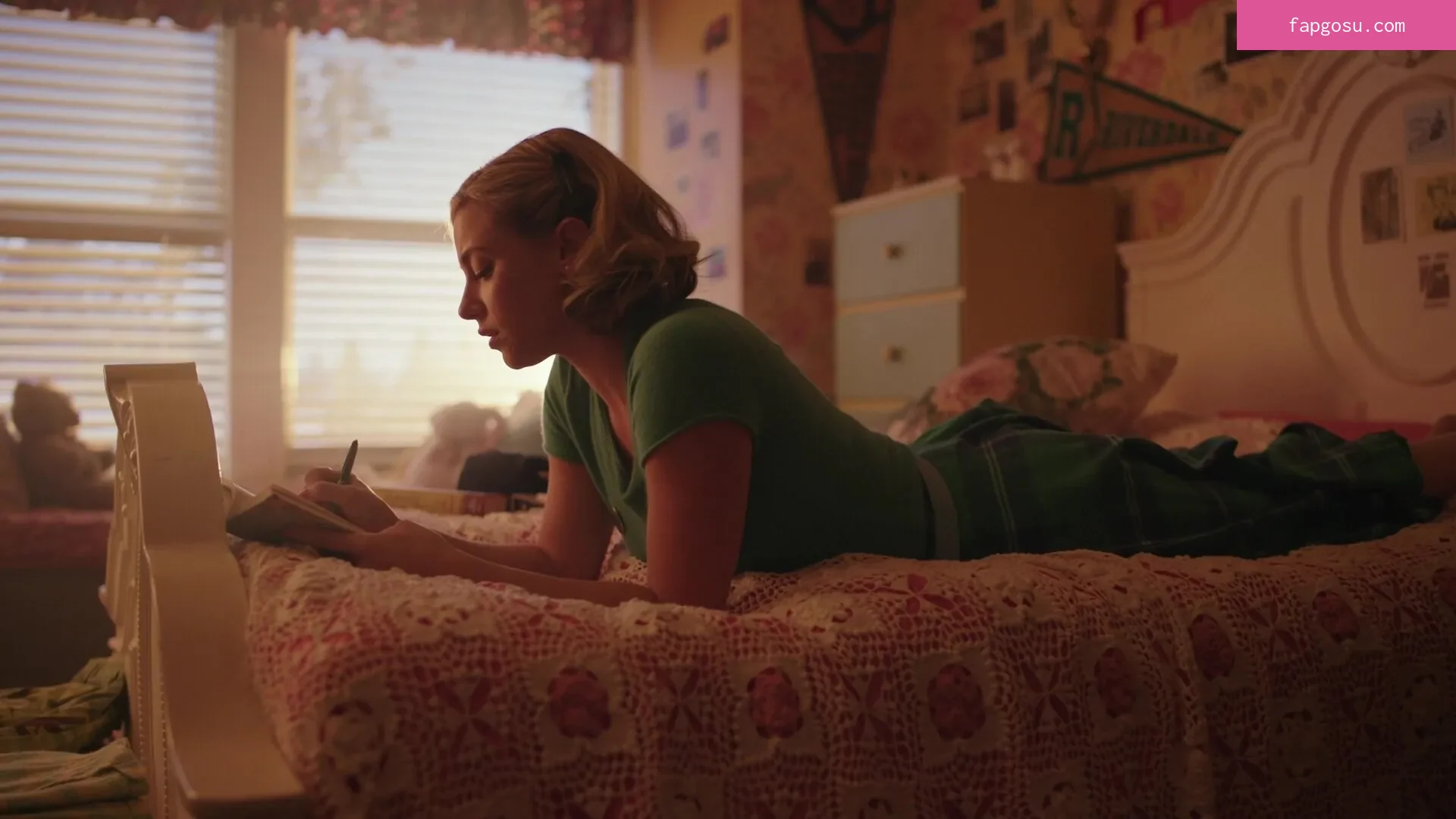 Lili Reinhart - Photo #208