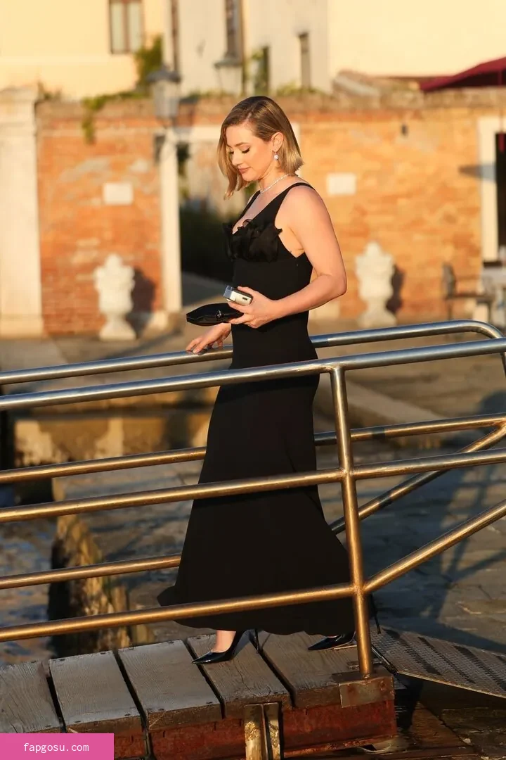 Lili Reinhart - Photo #240