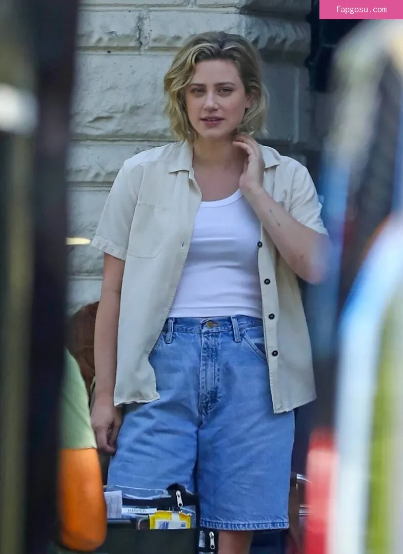 Lili Reinhart - Photo #262