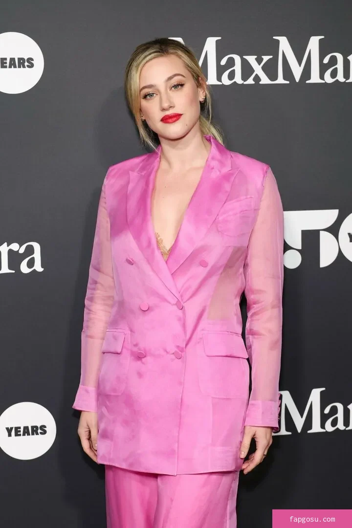Lili Reinhart - Photo #306
