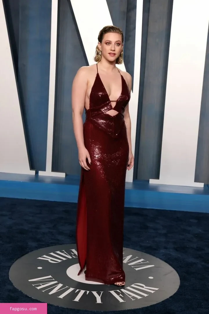 Lili Reinhart - Photo #328