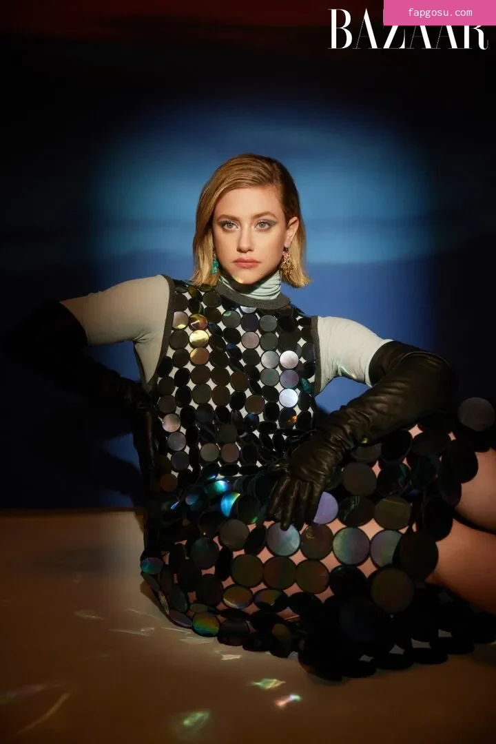 Lili Reinhart - Photo #33