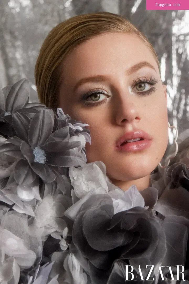 Lili Reinhart - Photo #34