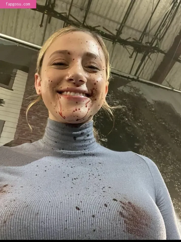 Lili Reinhart - Photo #353