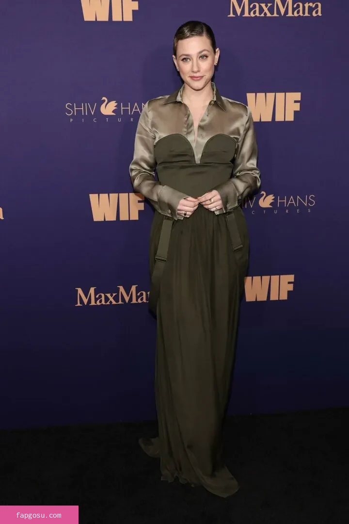 Lili Reinhart - Photo #360
