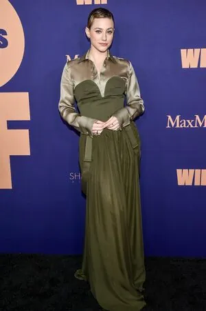 Lili Reinhart