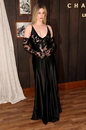 Lili Reinhart