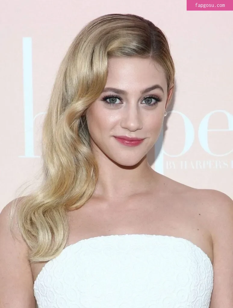 Lili Reinhart - Photo #498