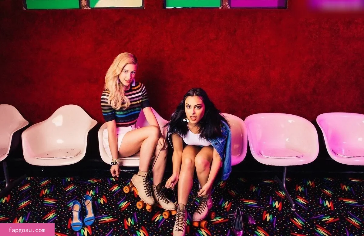 Lili Reinhart - Photo #520