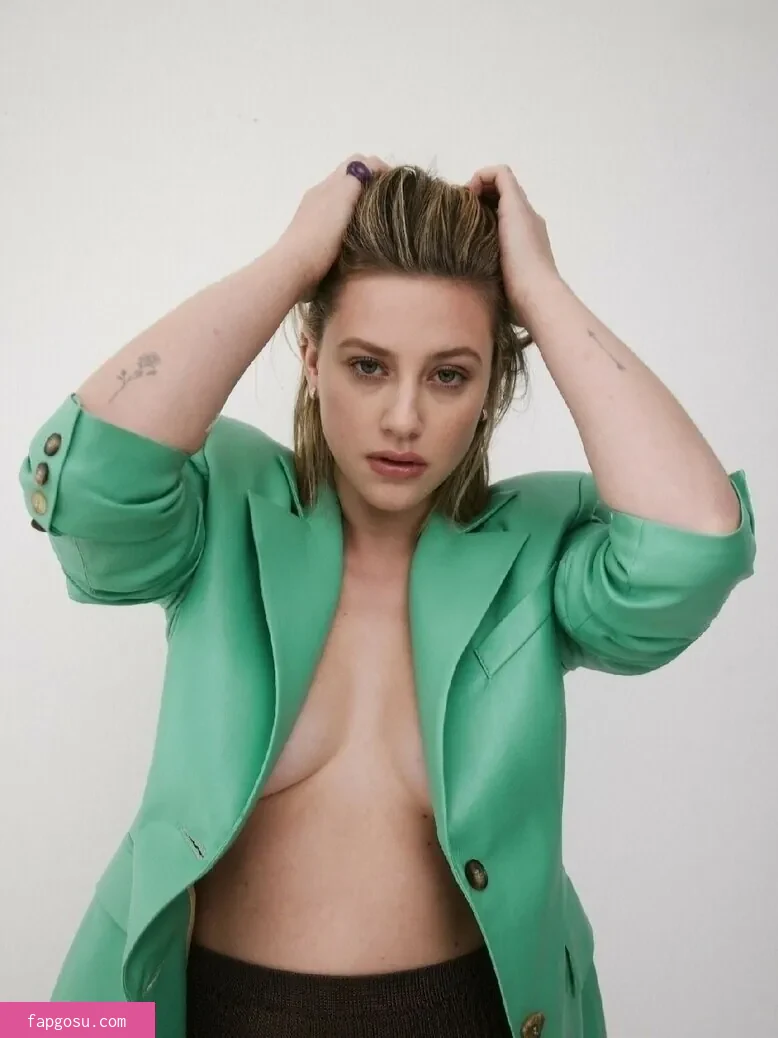 Lili Reinhart - Photo #548