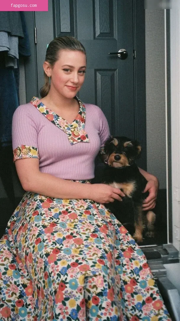 Lili Reinhart - Photo #573
