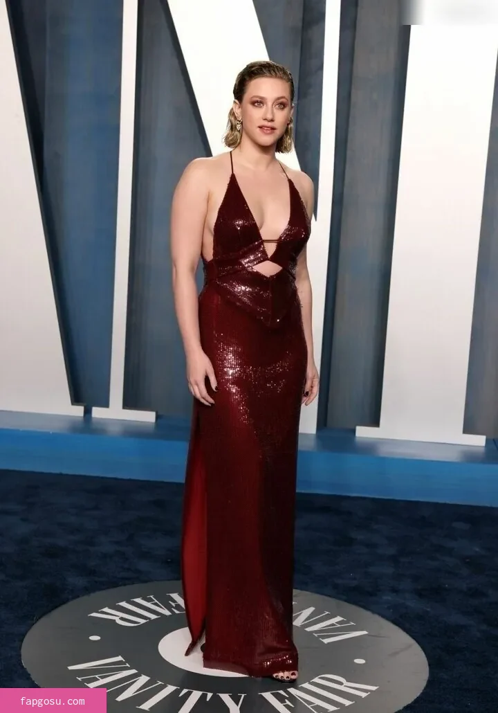 Lili Reinhart - Photo #587
