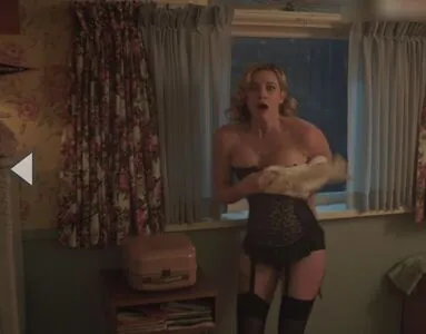 Lili Reinhart