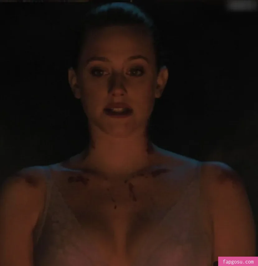 Lili Reinhart - Photo #630
