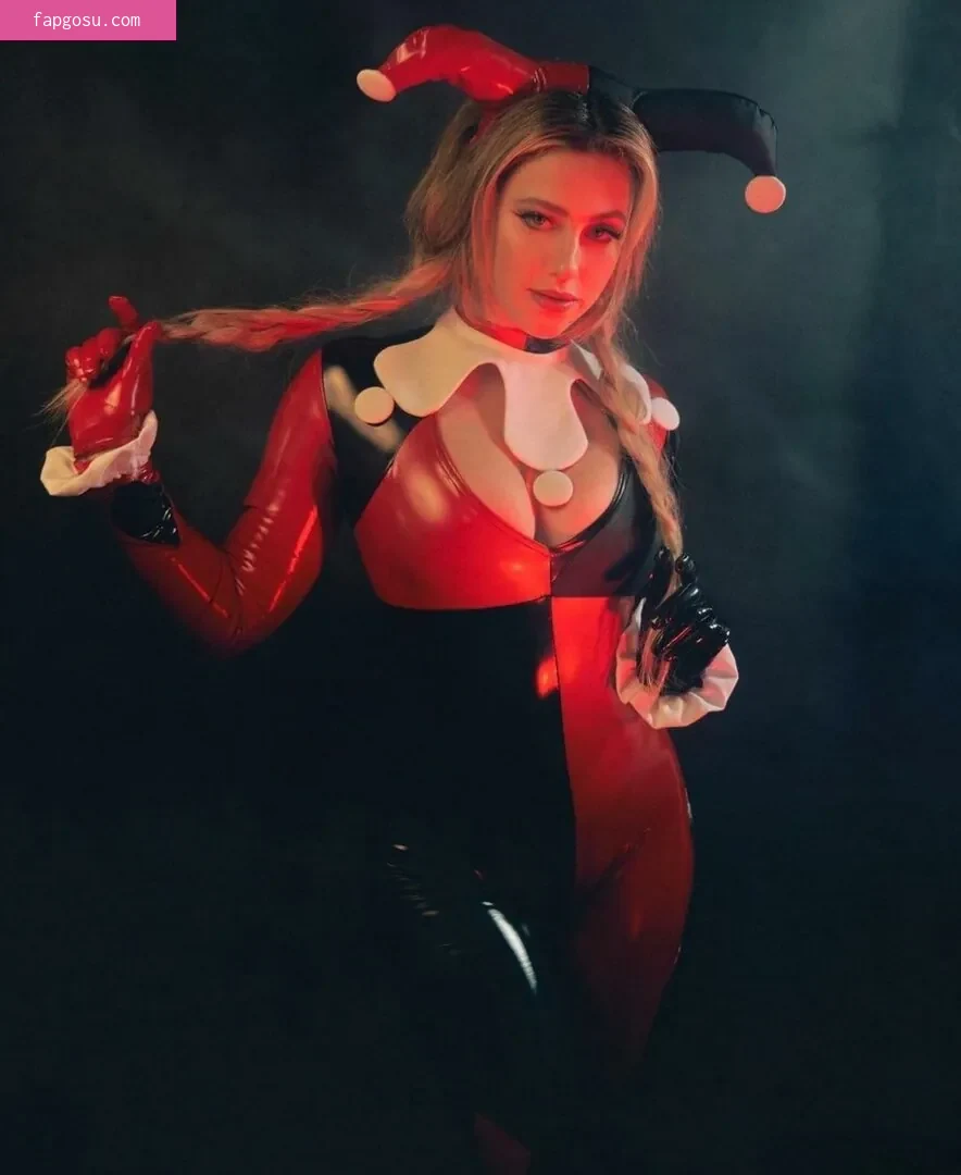 Lili Reinhart - Photo #672
