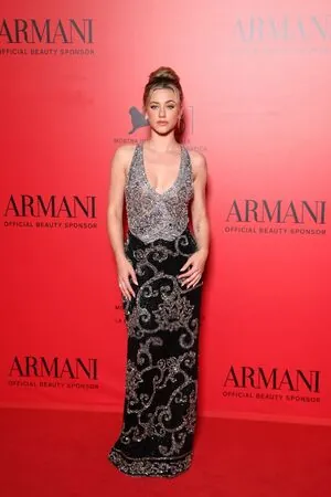 Lili Reinhart