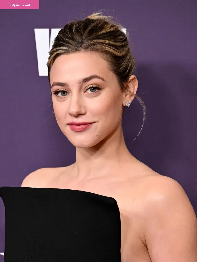 Lili Reinhart - Photo #853