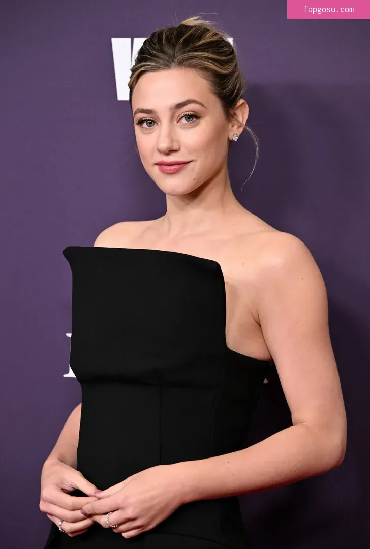 Lili Reinhart - Photo #869