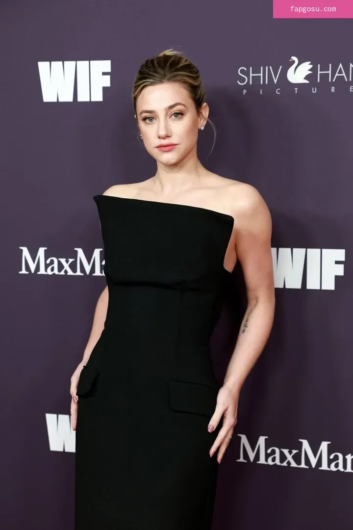 Lili Reinhart - Photo #870