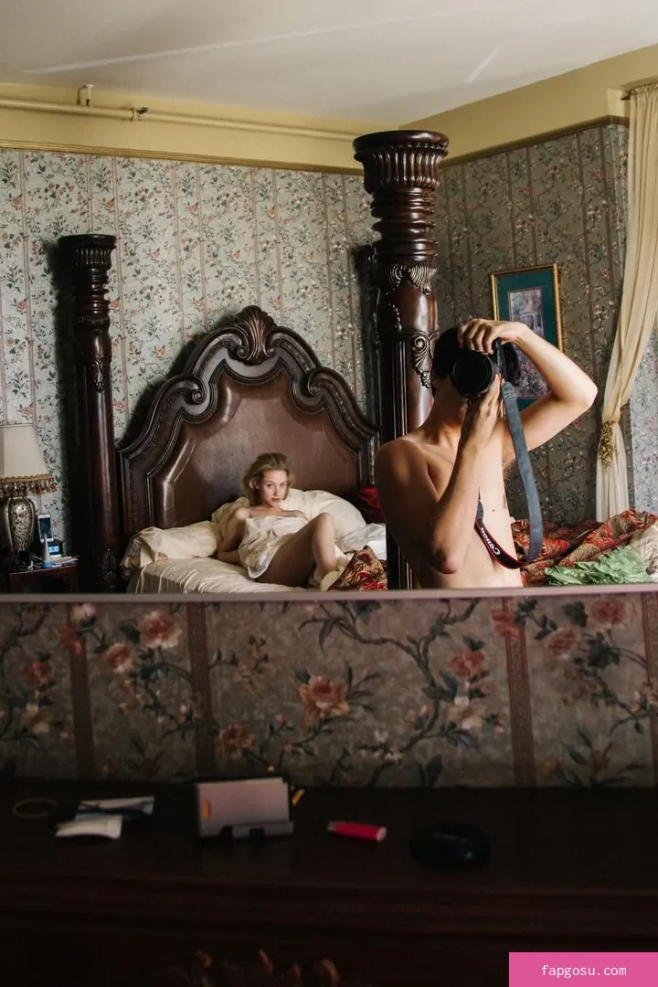 Lili Reinhart - Photo #9