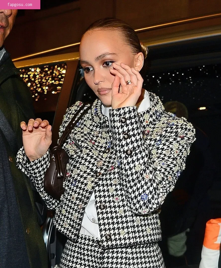 Lily-Rose Depp - Photo #238