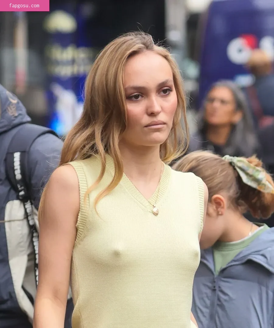 Lily-Rose Depp - Photo #254