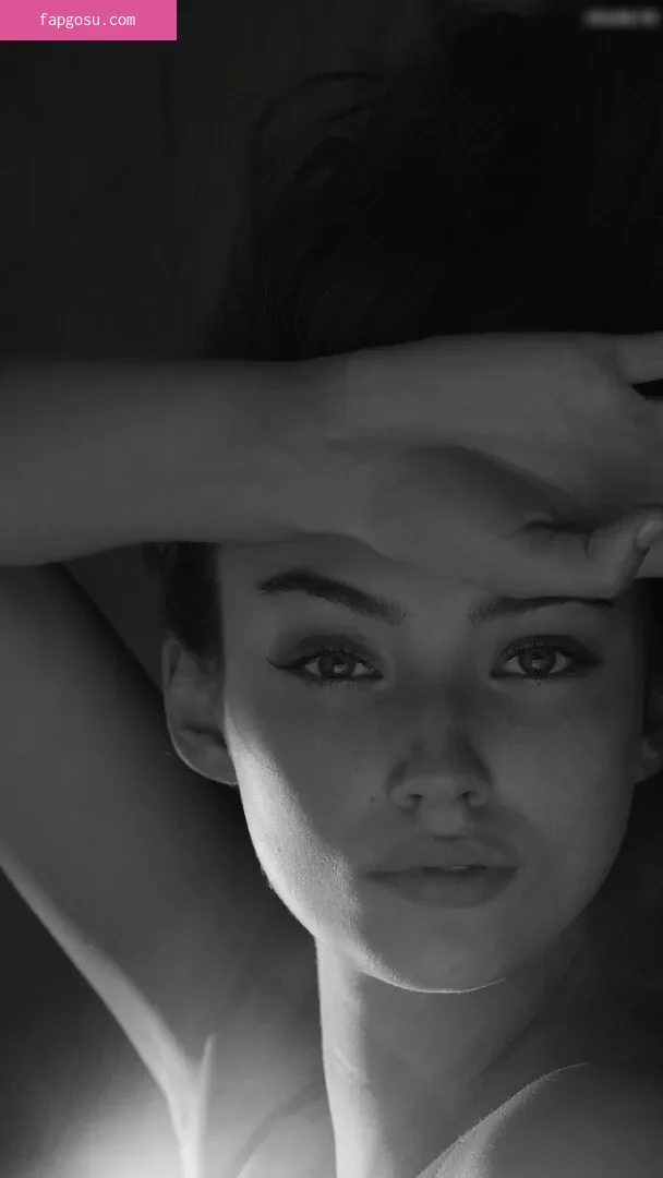 Lorena Rae