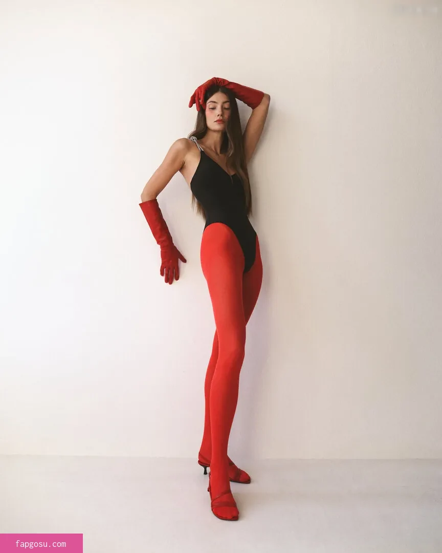 Lorena Rae