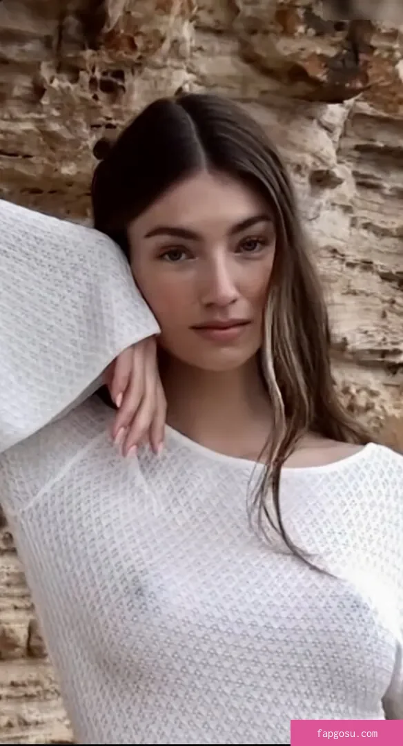 Lorena Rae