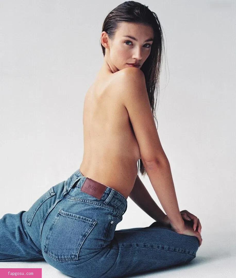 Lorena Rae