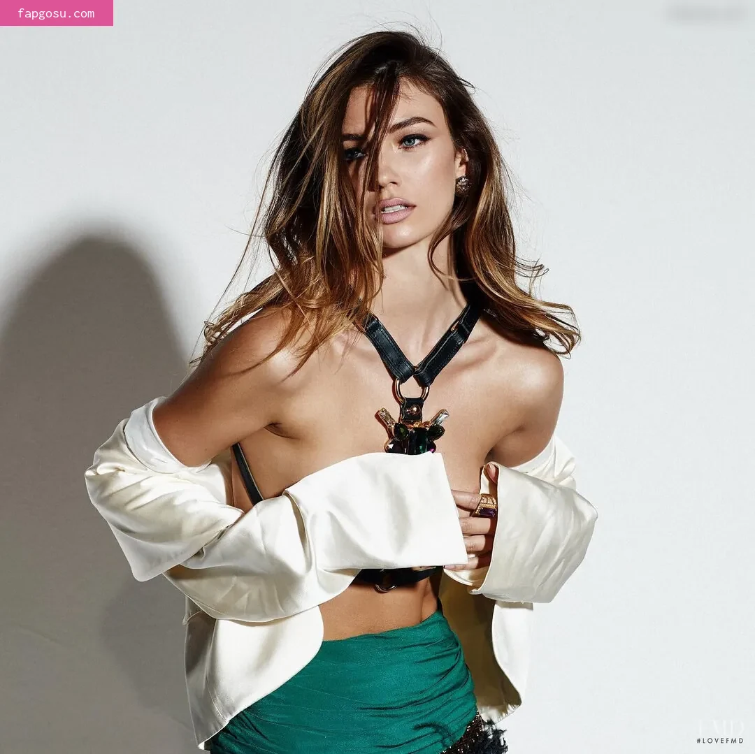Lorena Rae