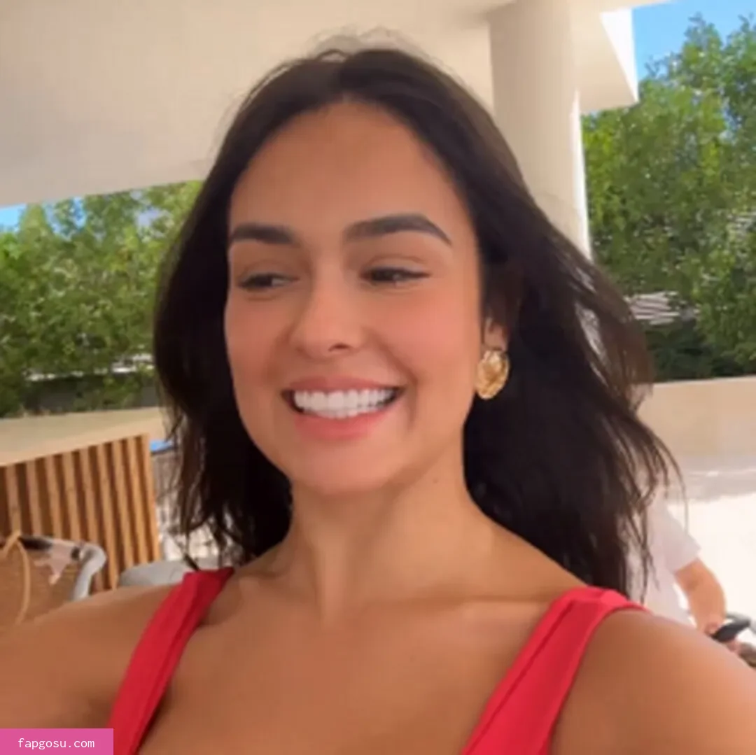 Larissa Santos
