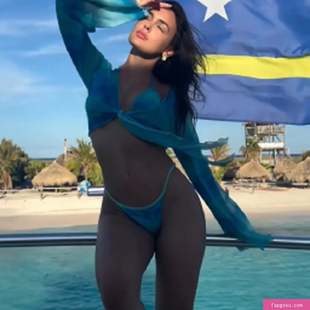 Larissa Santos