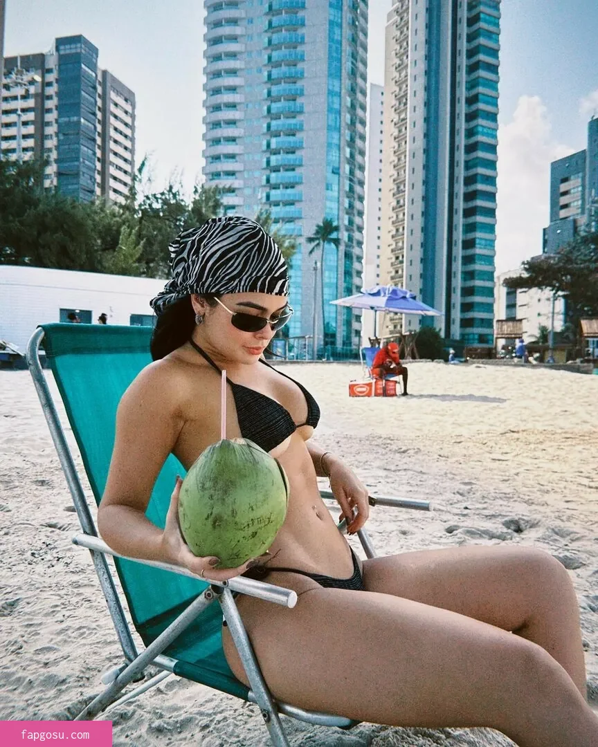 Larissa Santos