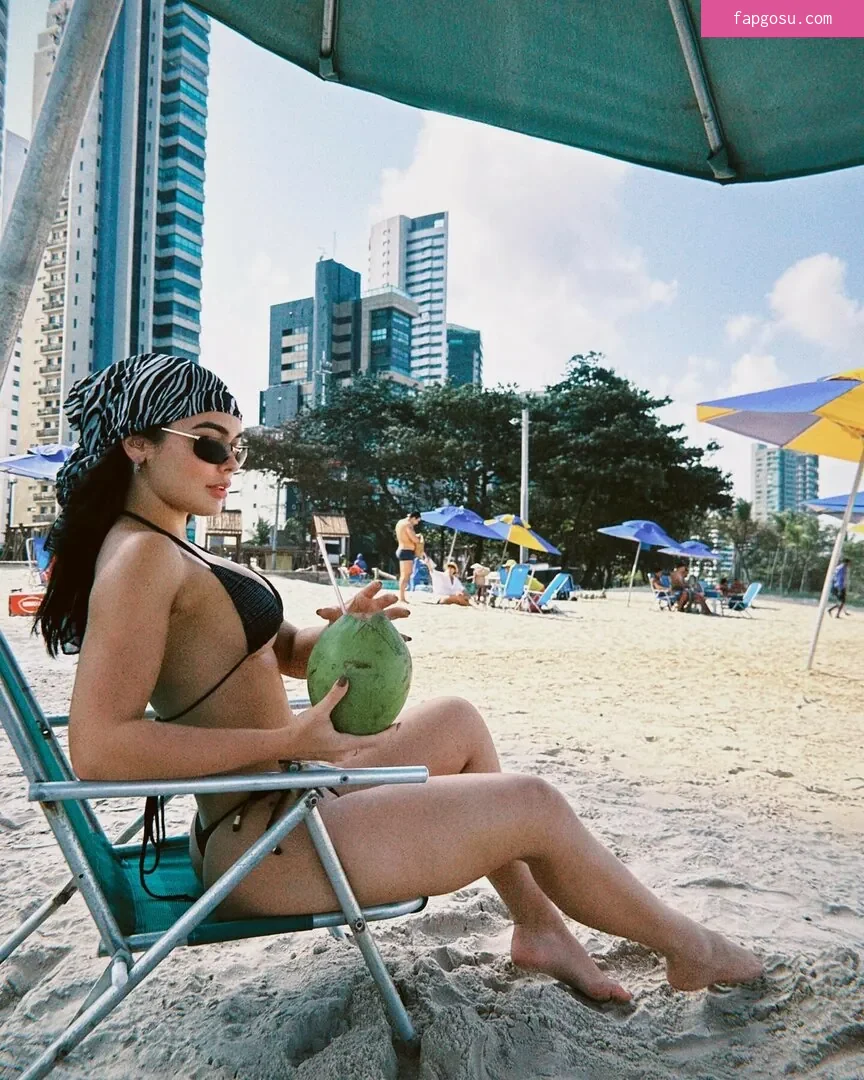 Larissa Santos