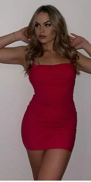 Larissa Sola content