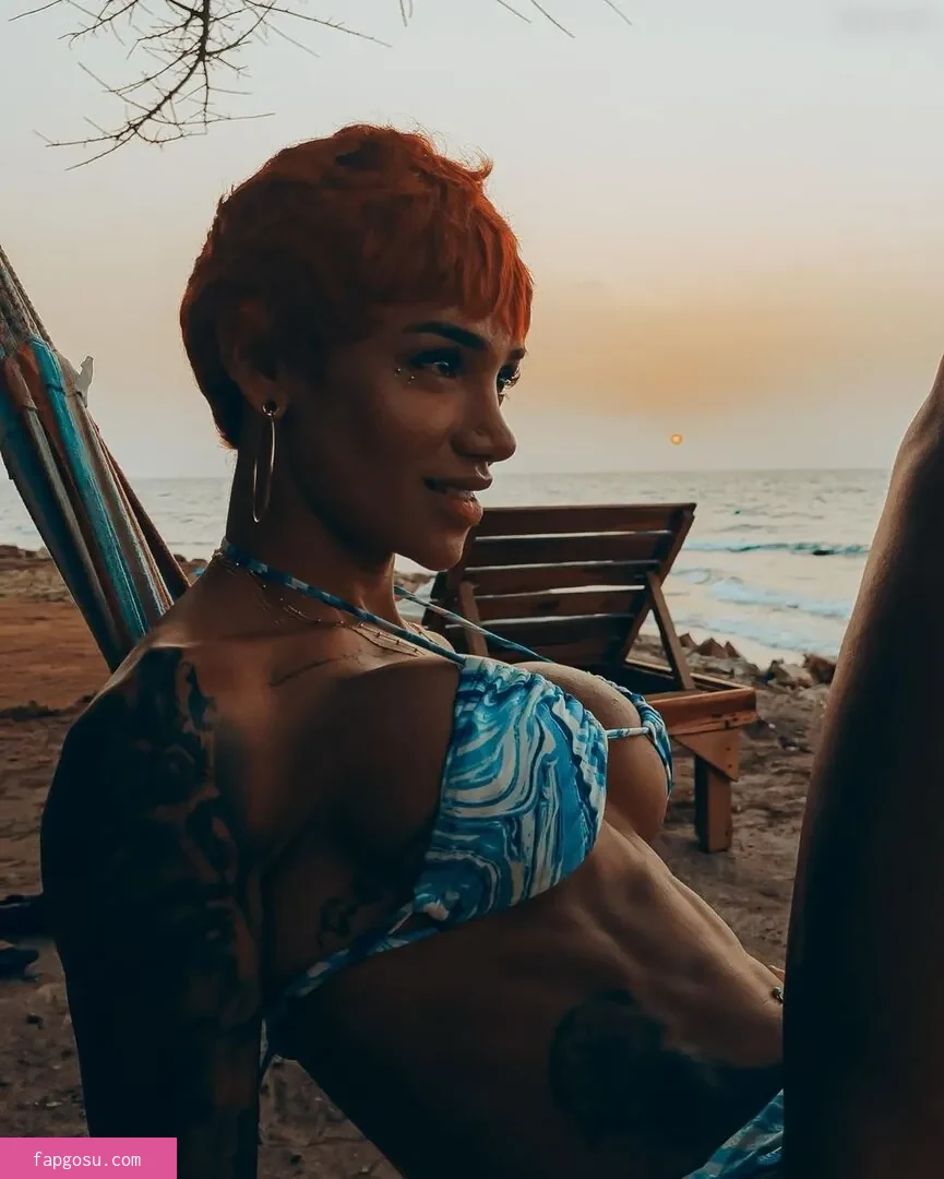 Laura Saenz