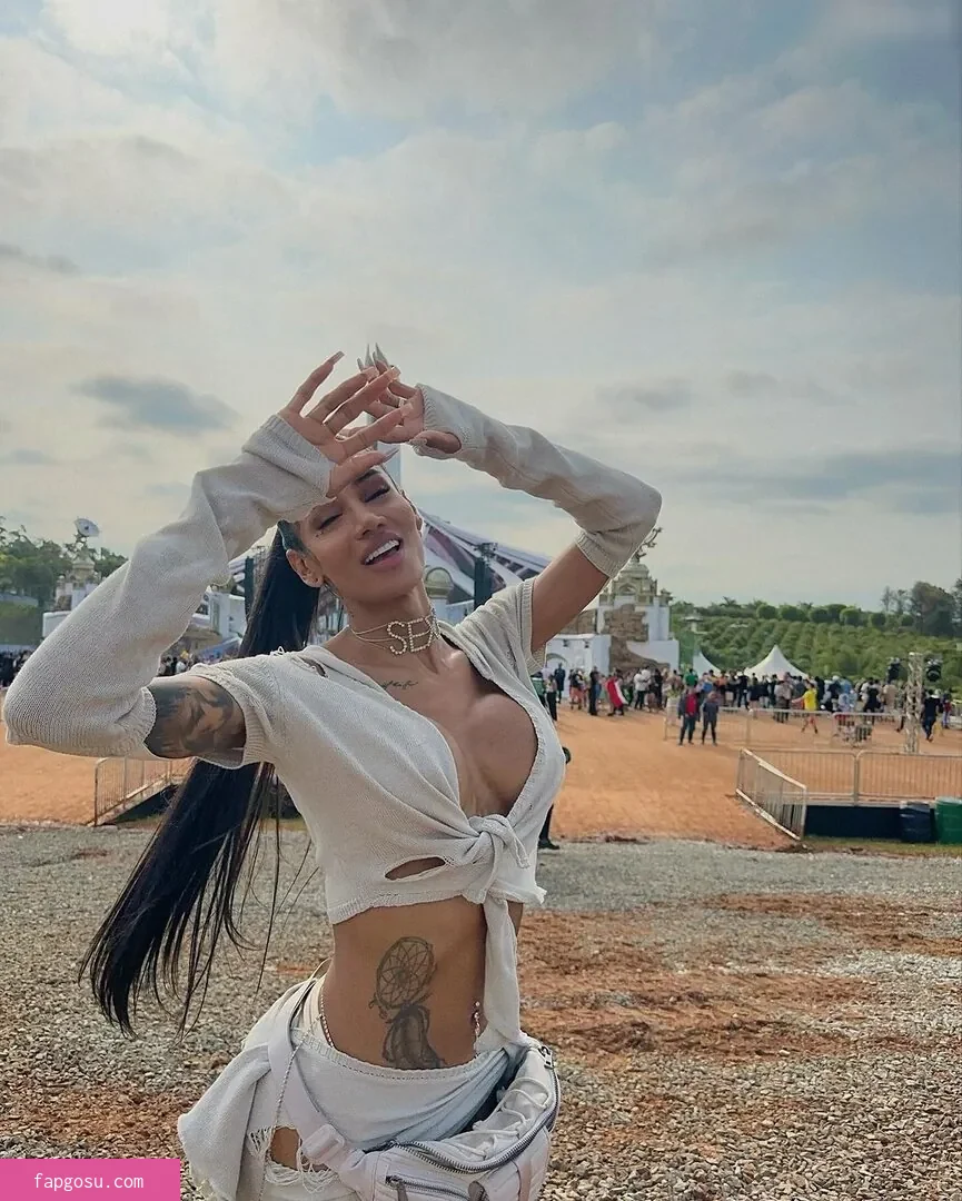 Laura Saenz