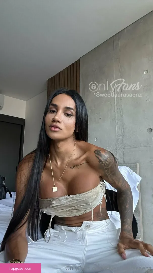 Laura Saenz