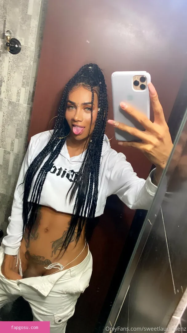 Laura Saenz