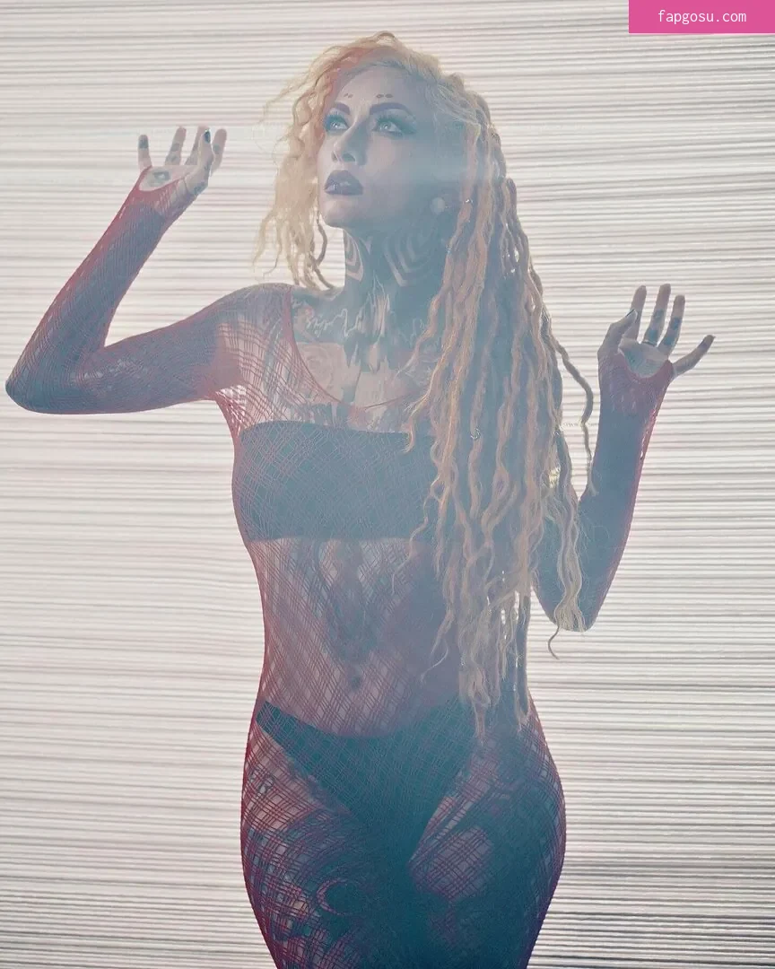 Lena Scissorhands (Infected Rain)