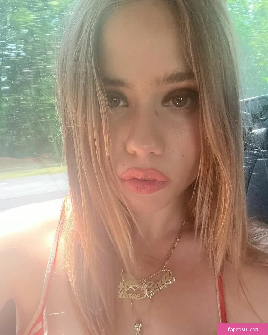 Lexee Smith