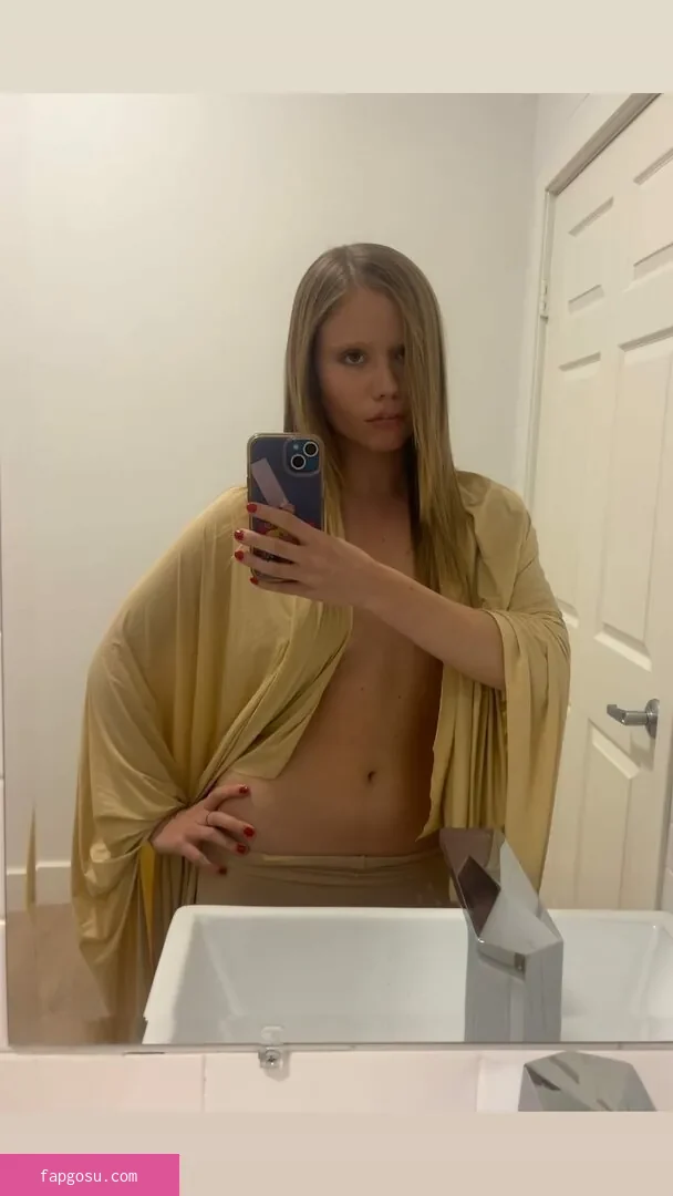Lexee Smith