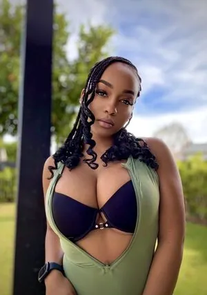 Lily Starfire content